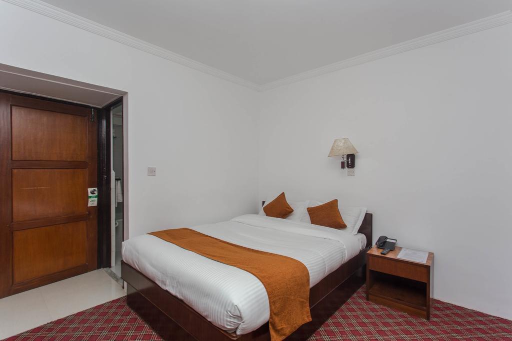 Double or Twin Room with Shower